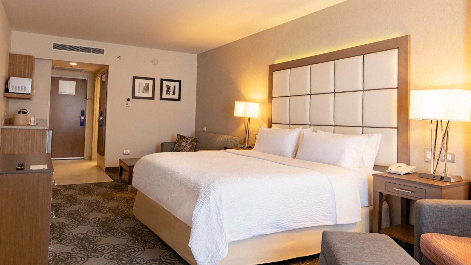 Express & Juventud By Ihg 3* Chihuahua