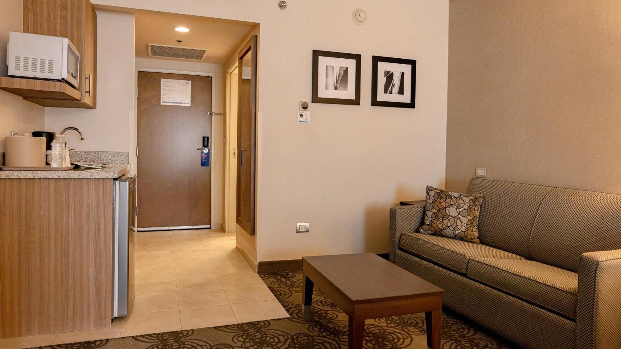 Express & Juventud By Ihg Chihuahua