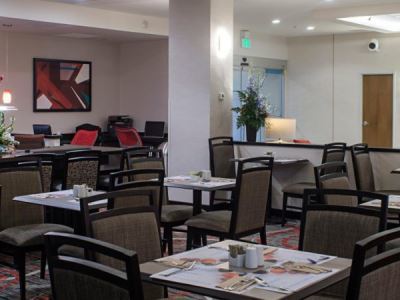 Express & Juventud By Ihg
