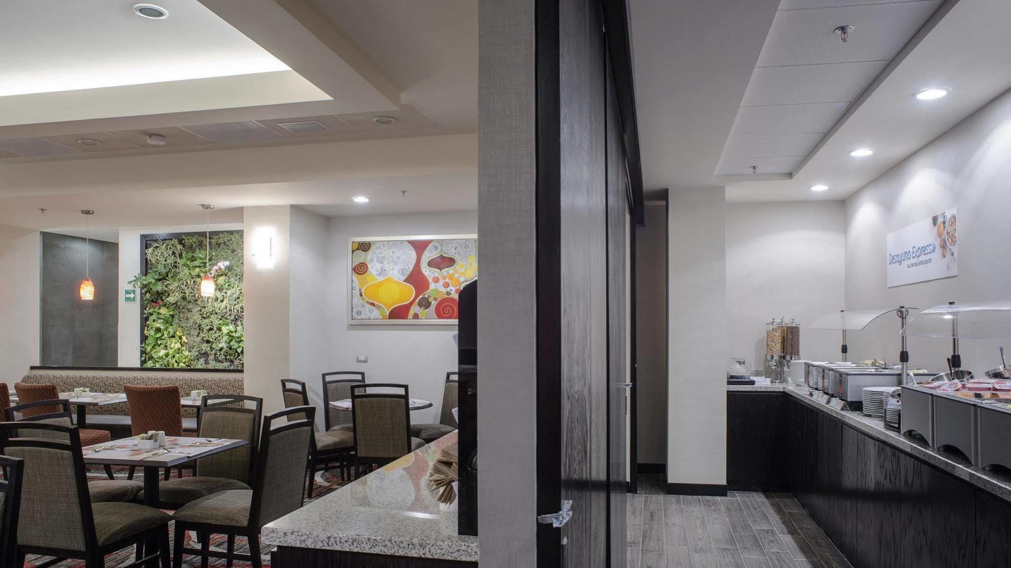 Hotel Express & Juventud By Ihg 3*