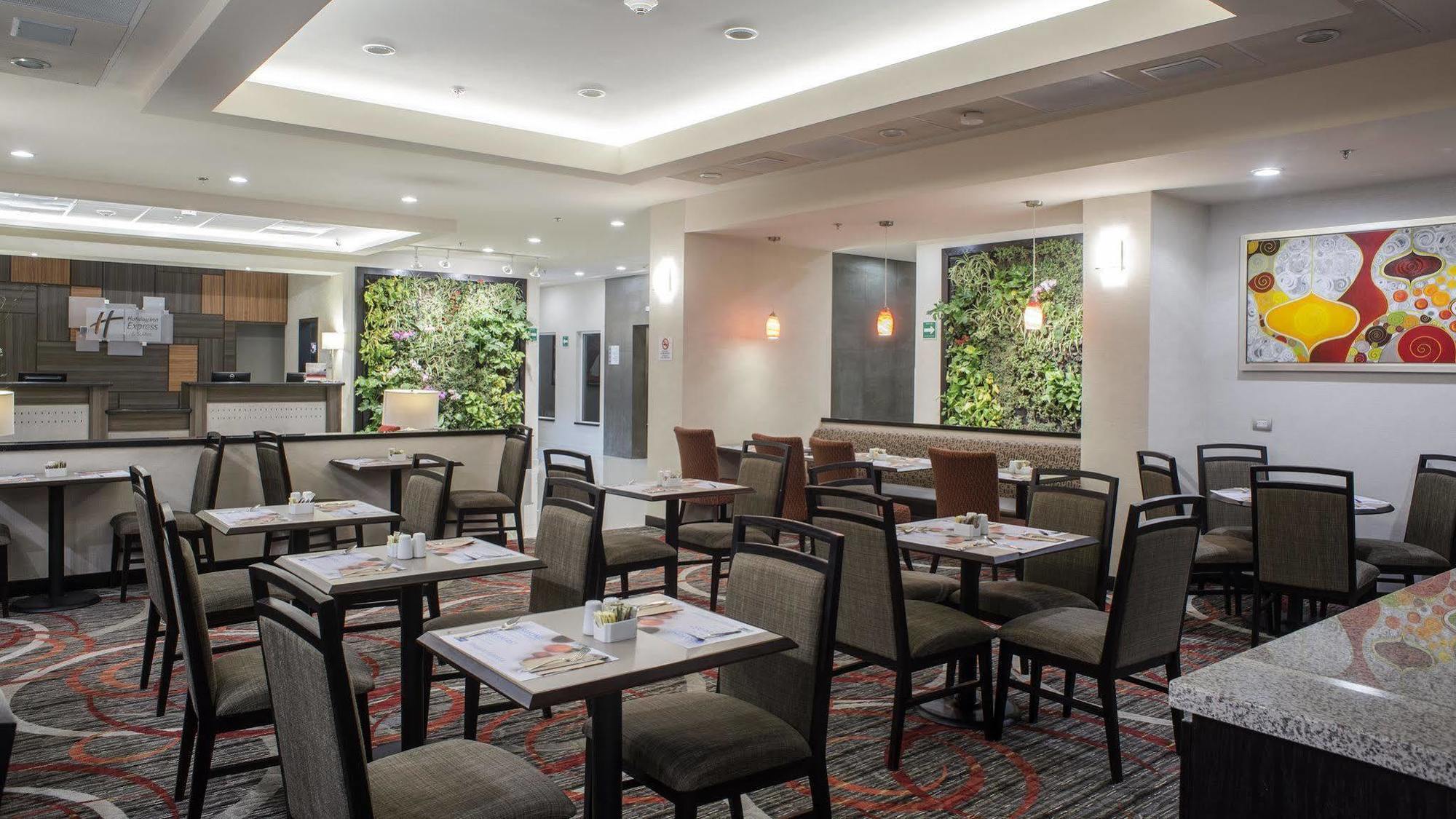 Express & Juventud By Ihg 3* Chihuahua
